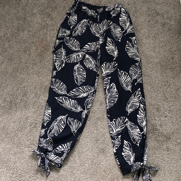 SHEIN Pants - Boho pants